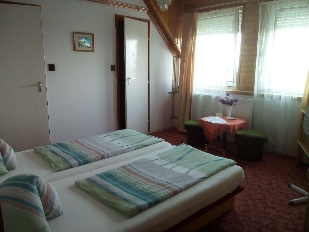 Kata Vendégház Hotel Balatonfüred Exterior foto